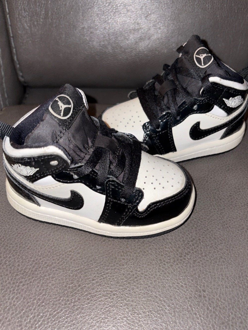 Kids Black and White High-Top Sneakers - Nike Air Jordan